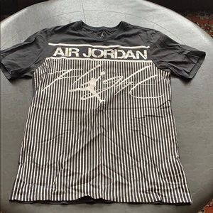 Men’s medium Air Jordan T shirt